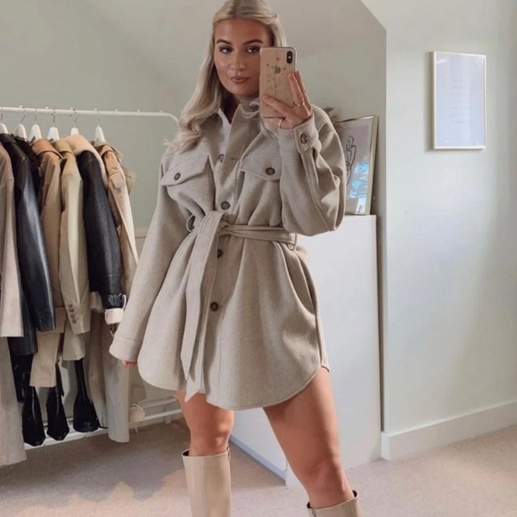 Blogger’s favorite Zara belted shacket - Picture 4 of 4